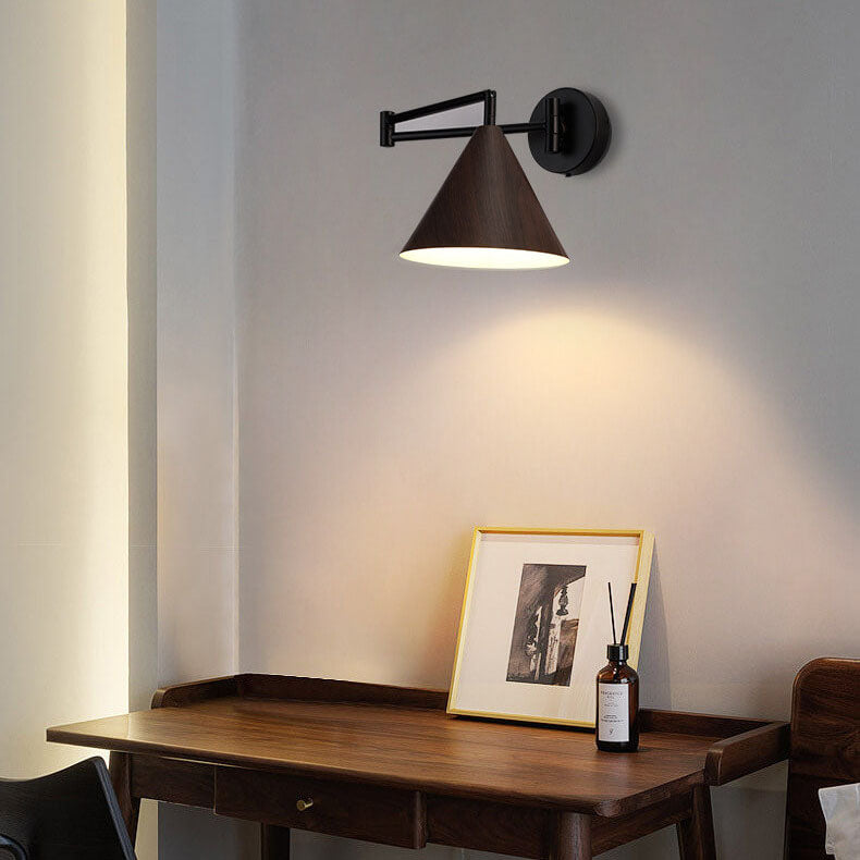 Arden – Scandinavische Kegel Wandlamp met Swing Arm (Houtnerf, Verstelbaar)