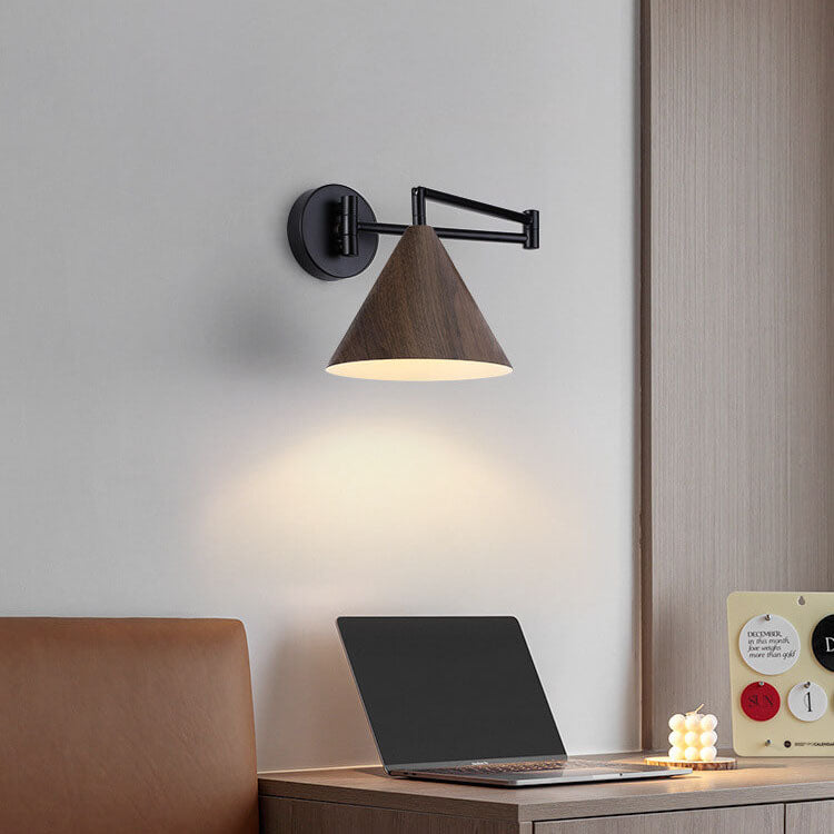 Arden – Scandinavische Kegel Wandlamp met Swing Arm (Houtnerf, Verstelbaar)