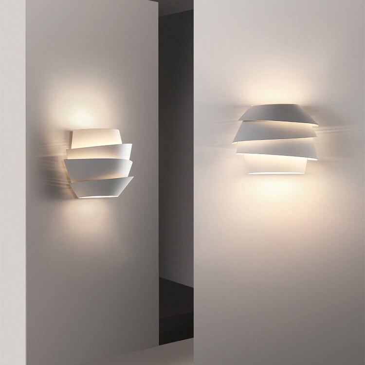 Strava – Moderne Scandinavische Wandlamp, Dubbele Lichtpunten