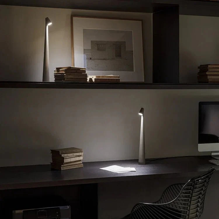 Luxscape – Minimalistische LED Lineaire Tafellamp