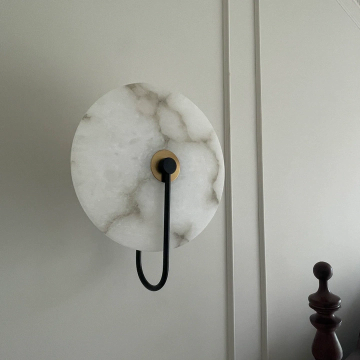 Selene – Natuursteen Alabaster Marmer Minimalistische Wandlamp