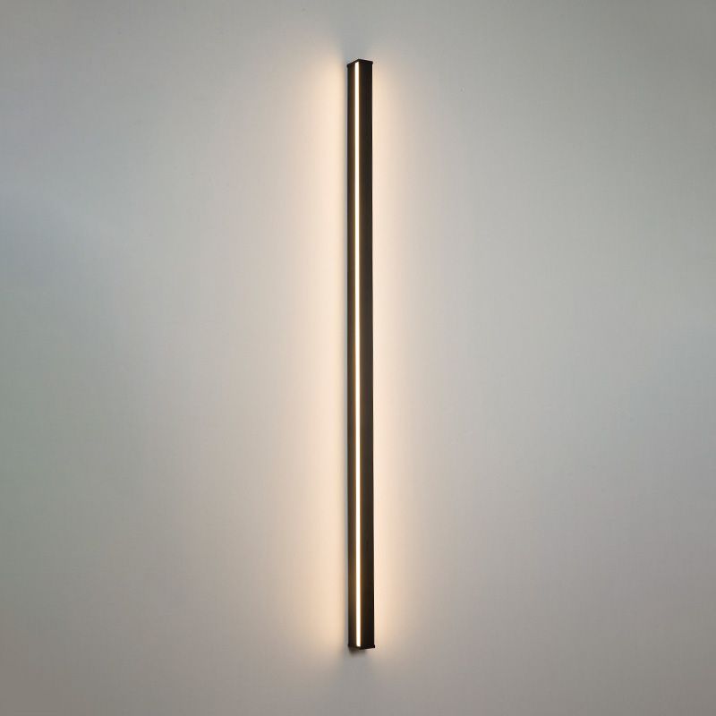 Strala – Minimalistische Lineaire LED Wandlamp