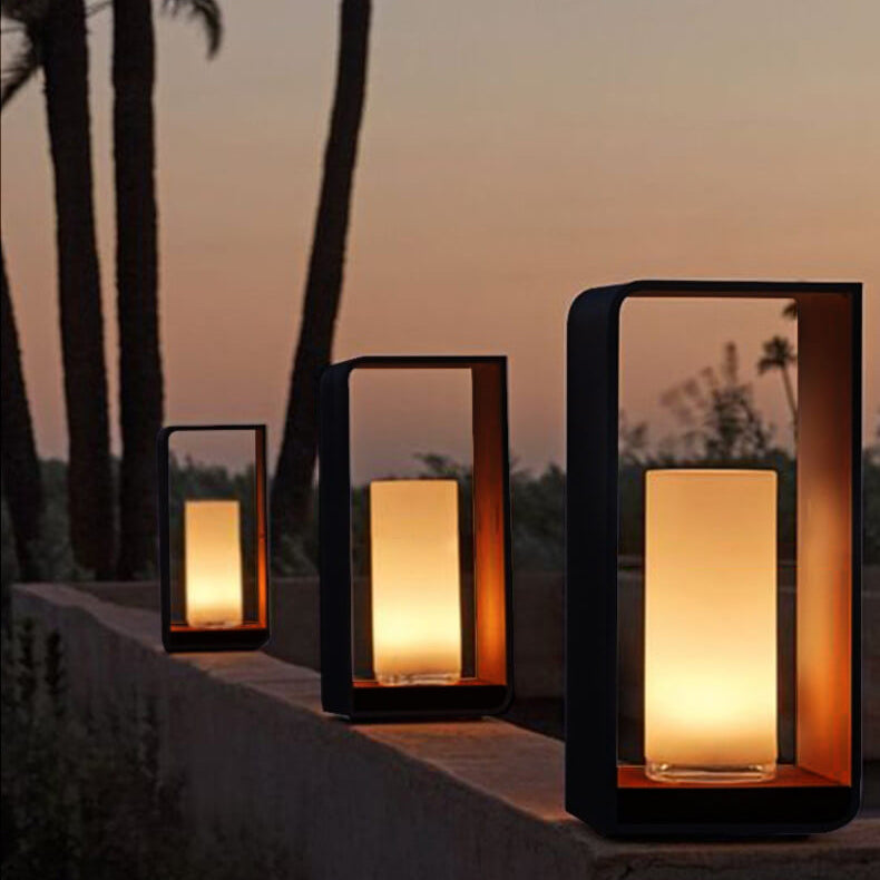 Auro – Moderne Vierkante Outdoor LED Tuinlamp (Waterdicht, Zonne-energie/Hardwired)