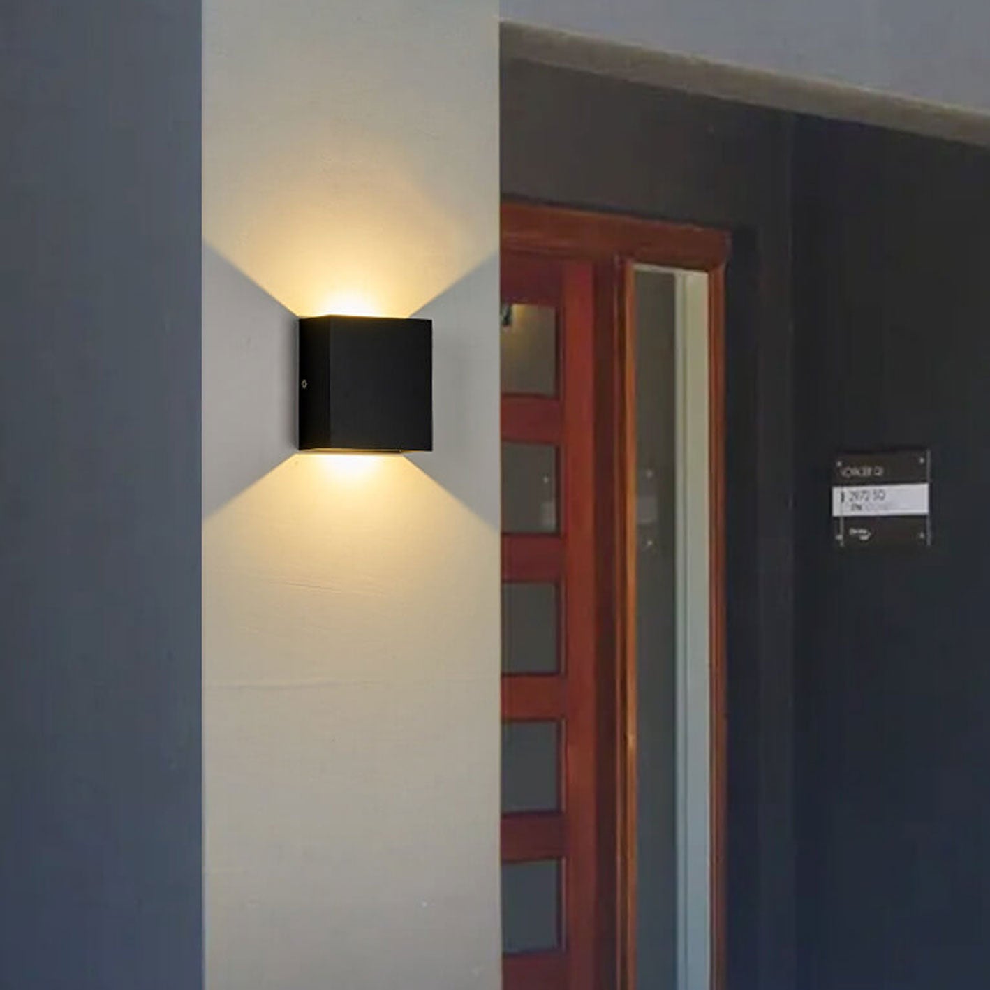 Lumaro – LED Wandlamp met Bewegingssensor (Binnen & Buiten)