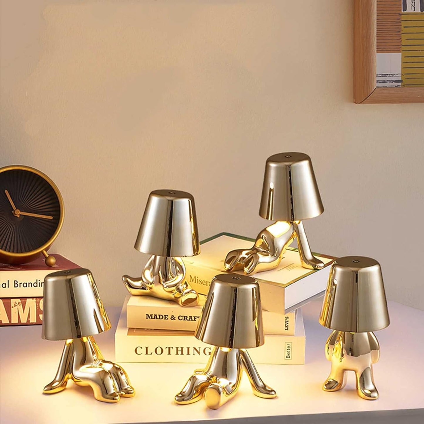 Aurevia – Gouden Tafellamp met Warm Zacht Licht