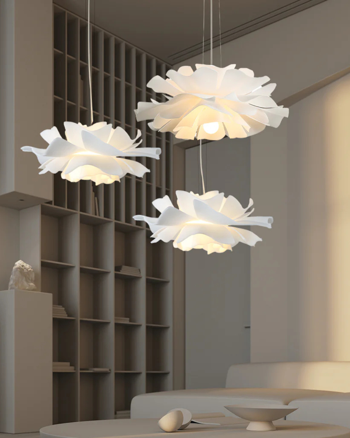 Elara – Bloemvormige Hanglamp met Petalen Design