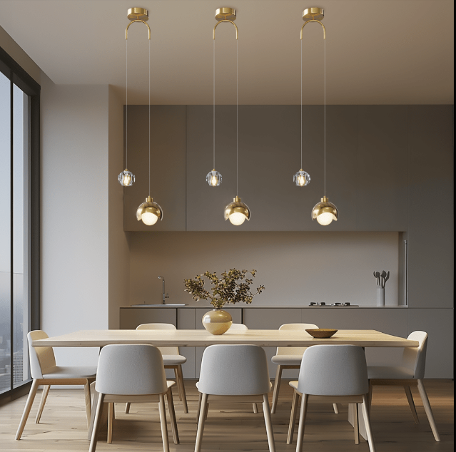 Urnelis - Elegante Hanglamp Van Goud En Kristal Met LED Voor Woon- En Eetruimtes