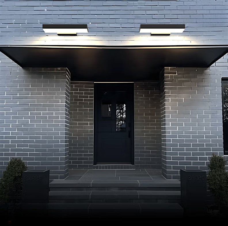 Yardora - Strakke Zwarte Wandlamp Met Minimalistisch Ontwerp Voor Moderne Ruimtes