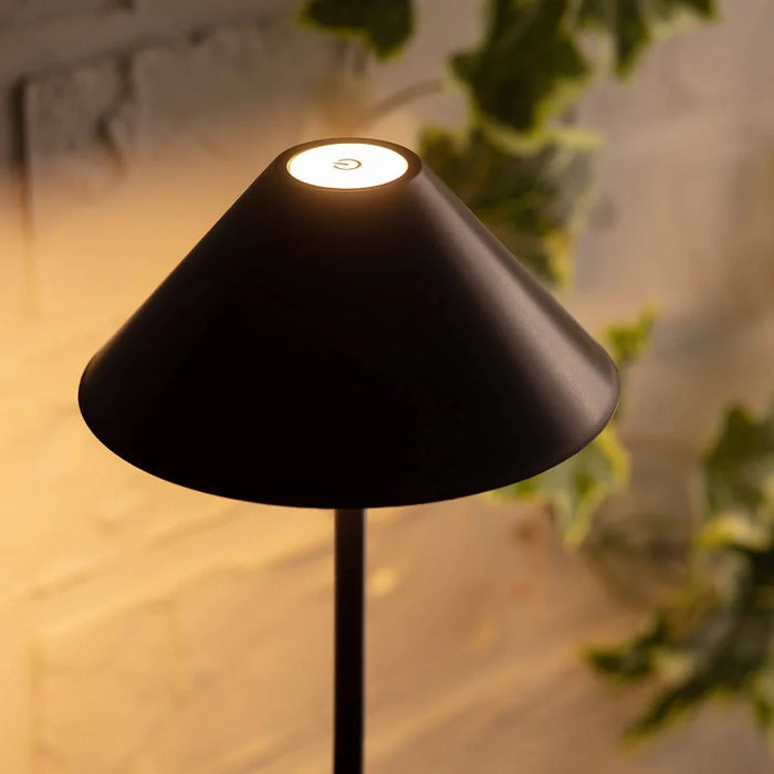 Niora – Draadloze Tafellamp (Waterdichte LED Lamp)