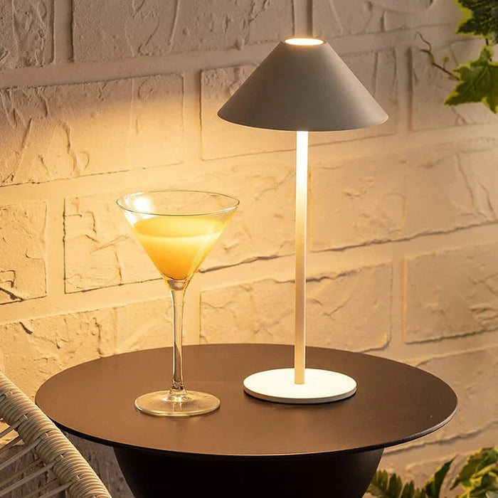 Niora – Draadloze Tafellamp (Waterdichte LED Lamp)