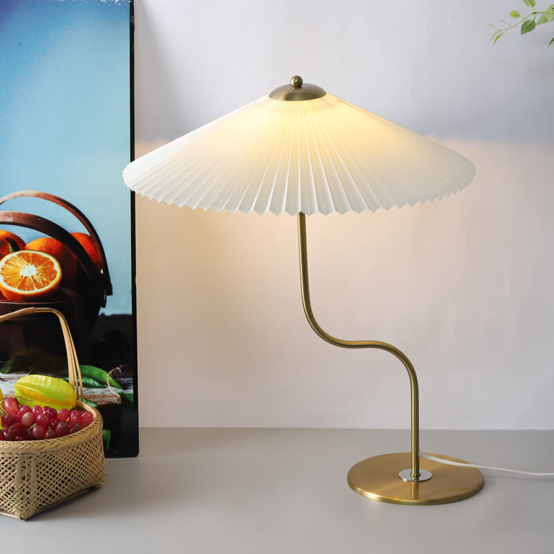 Umbra – Retro Geplooide Paraplushaped Tafellamp (1-Lichts, Decoratief)