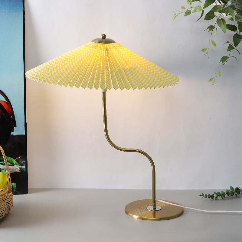 Umbra – Retro Geplooide Paraplushaped Tafellamp (1-Lichts, Decoratief)