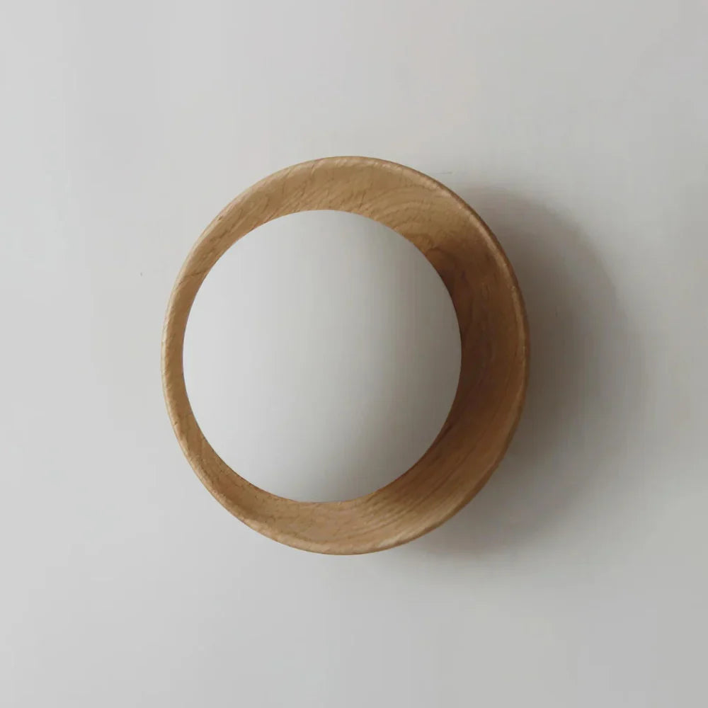 Liora – Scandinavische Minimalistische Hout & Glas LED Wandlamp