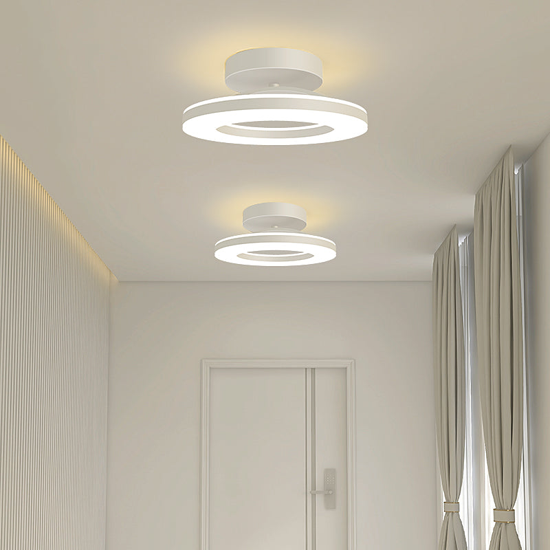 Framora - Moderne Ronde IJzeren LED Plafondlamp Voor Stijlvolle Gangen