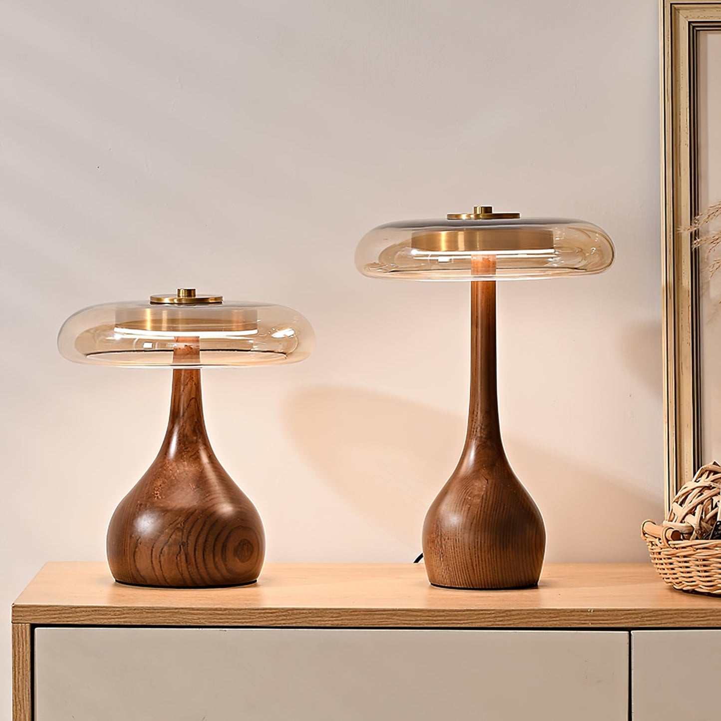 Moonpath - Minimalistische Glazen Tafellamp Met Strakke Houten Voet