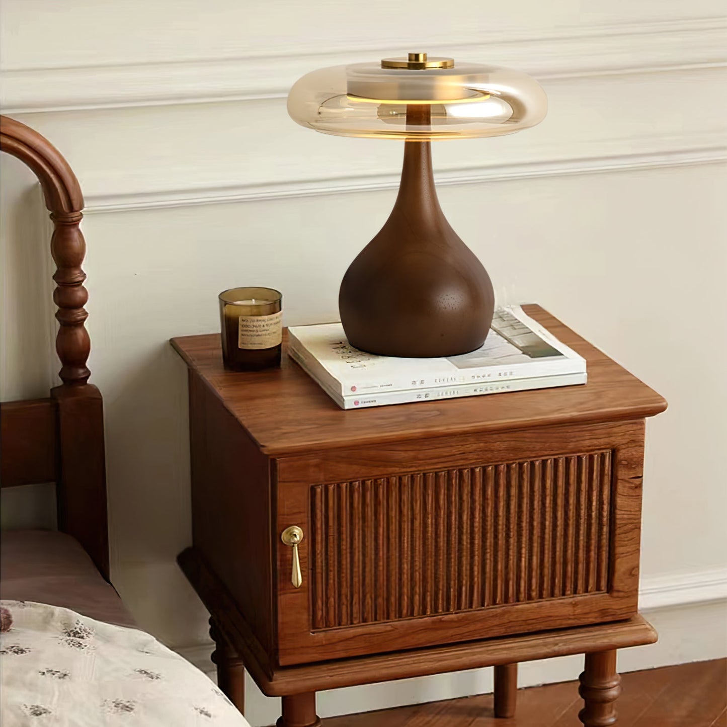 Moonpath - Minimalistische Glazen Tafellamp Met Strakke Houten Voet