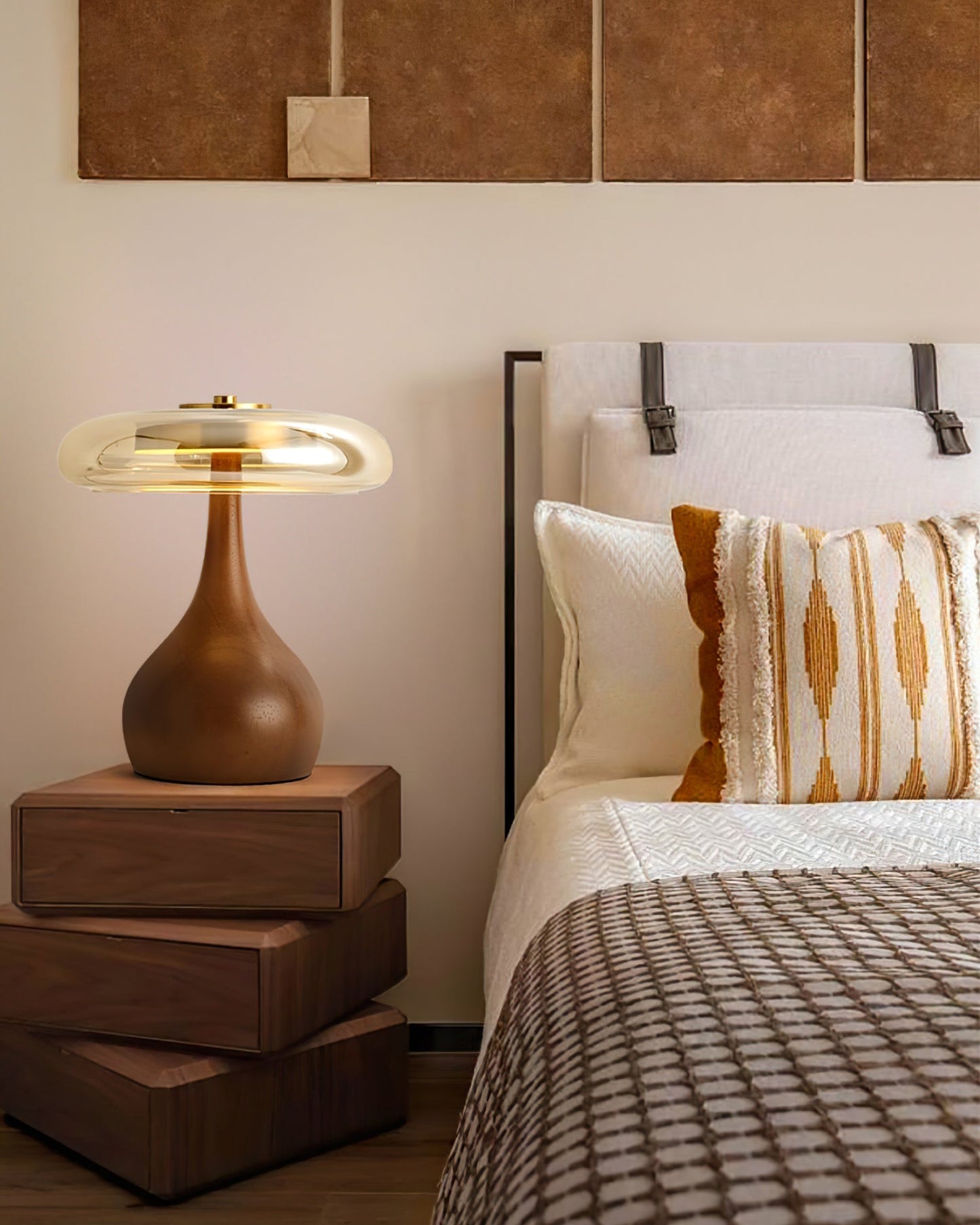 Moonpath - Minimalistische Glazen Tafellamp Met Strakke Houten Voet