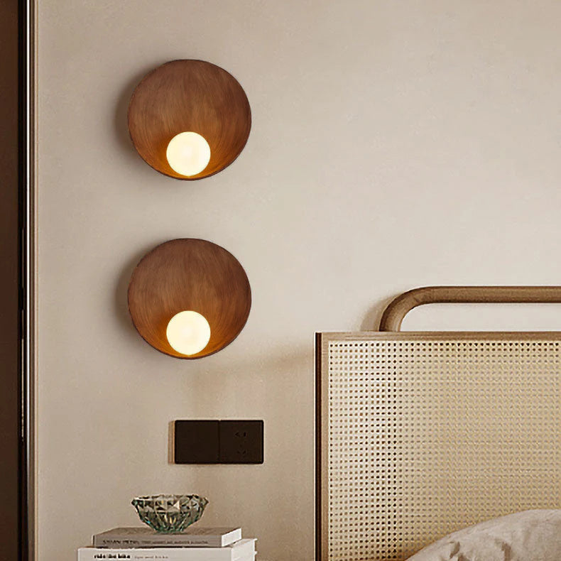Orbis – Moderne Minimalistische Ronde Wandlamp (1-Lichts, Hars & IJzer)