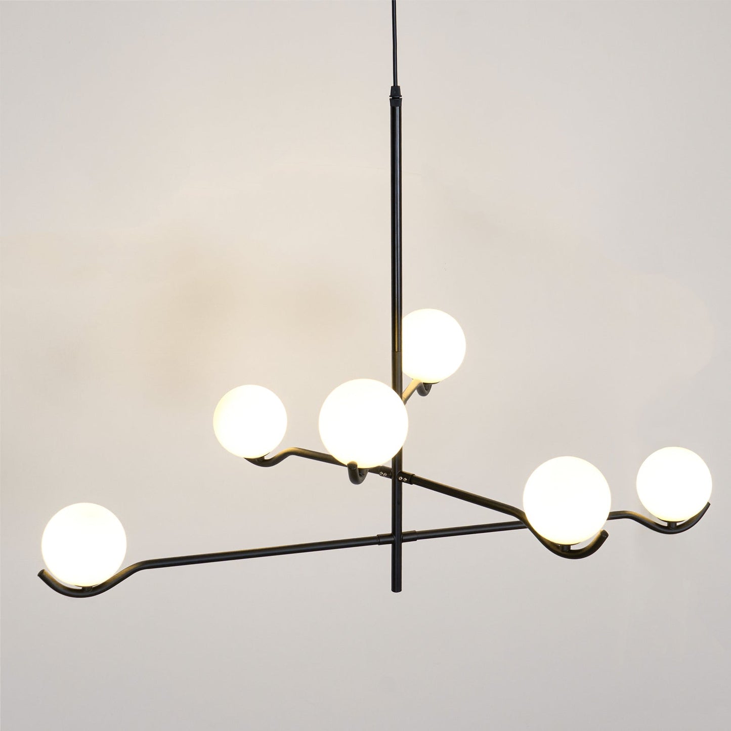 Solivra - Artistieke Baer Hanglamp Met Uniek Ontwerp