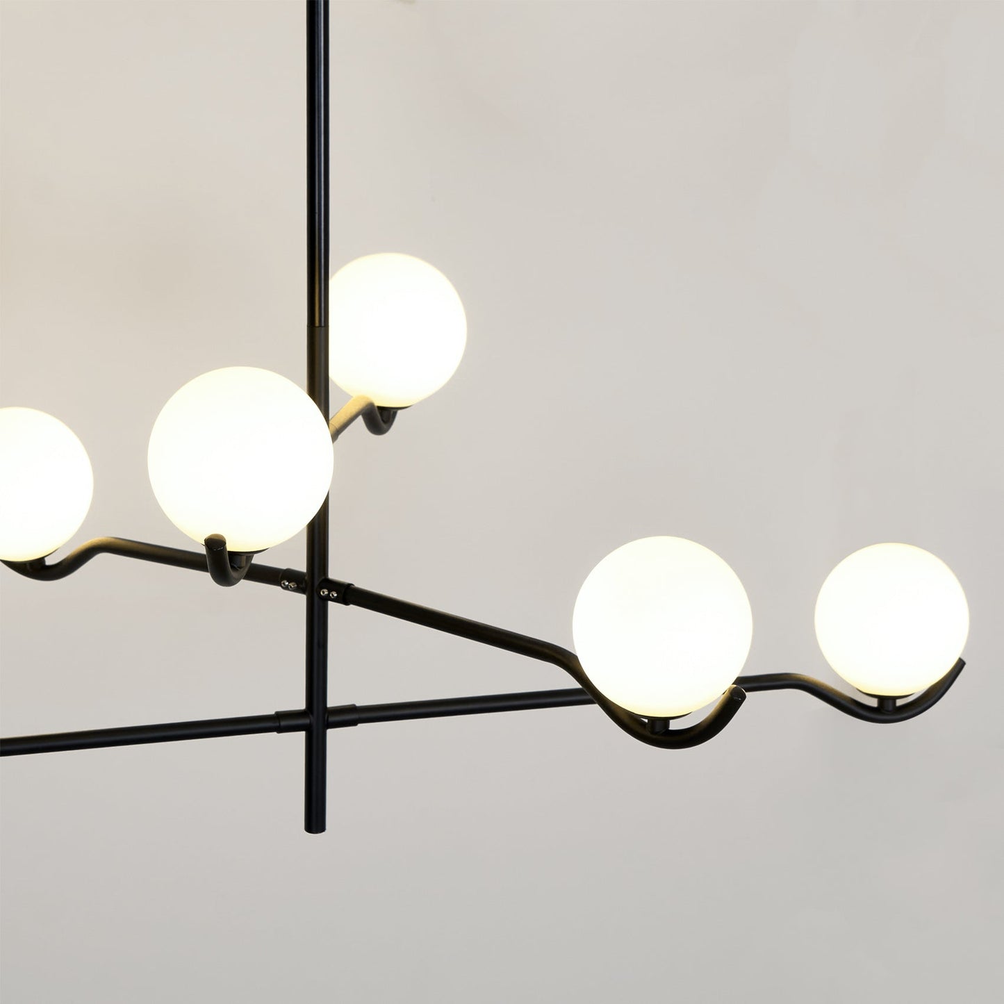 Solivra - Artistieke Baer Hanglamp Met Uniek Ontwerp