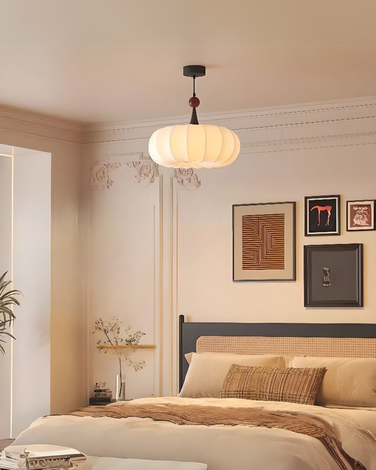 Soira – Zijde Stoffen Hanglamp met Houten Basis