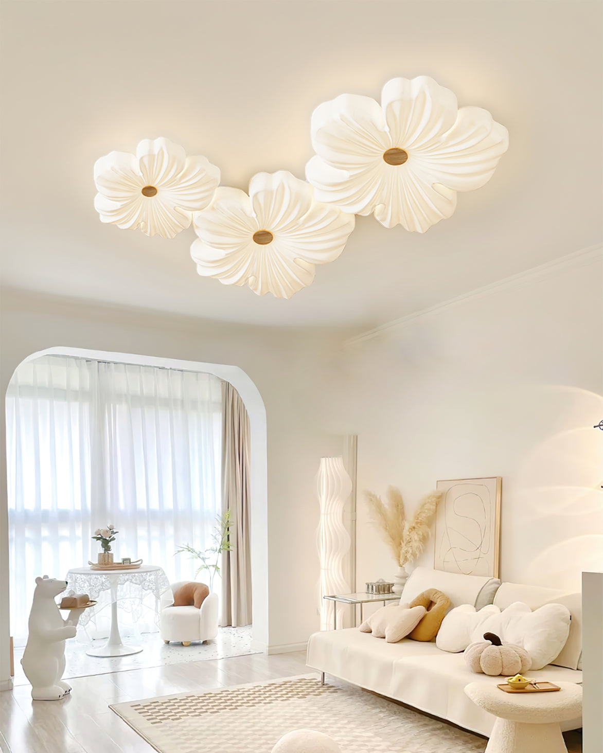 Shinora - Stijlvolle Crème Bloemen Plafondlamp Met Zachte Verlichting