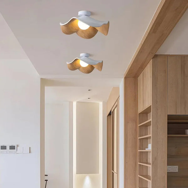 Liora – Scandinavische Houten Plafondlamp (Lotus Design Lamp)
