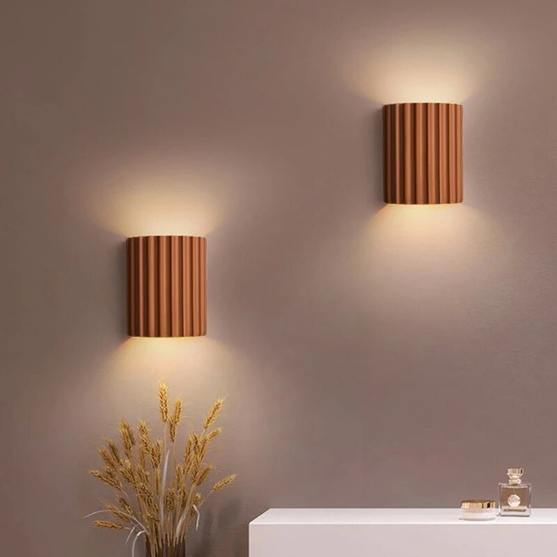 Verava – Moderne Hars LED Wandlamp