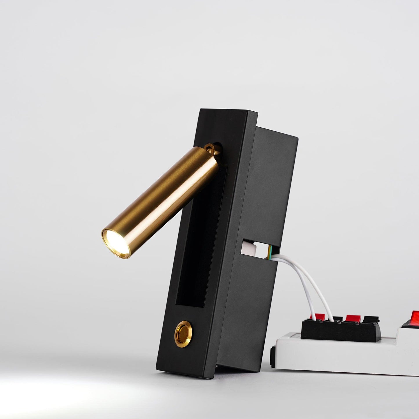 Noctis – Ingebouwde LED Wandlamp voor Slaapkamer