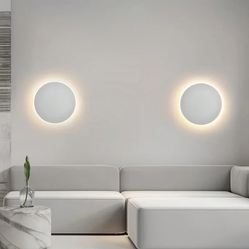 Lunor – Nordic Ronde LED Wandlamp met Bewegingssensor