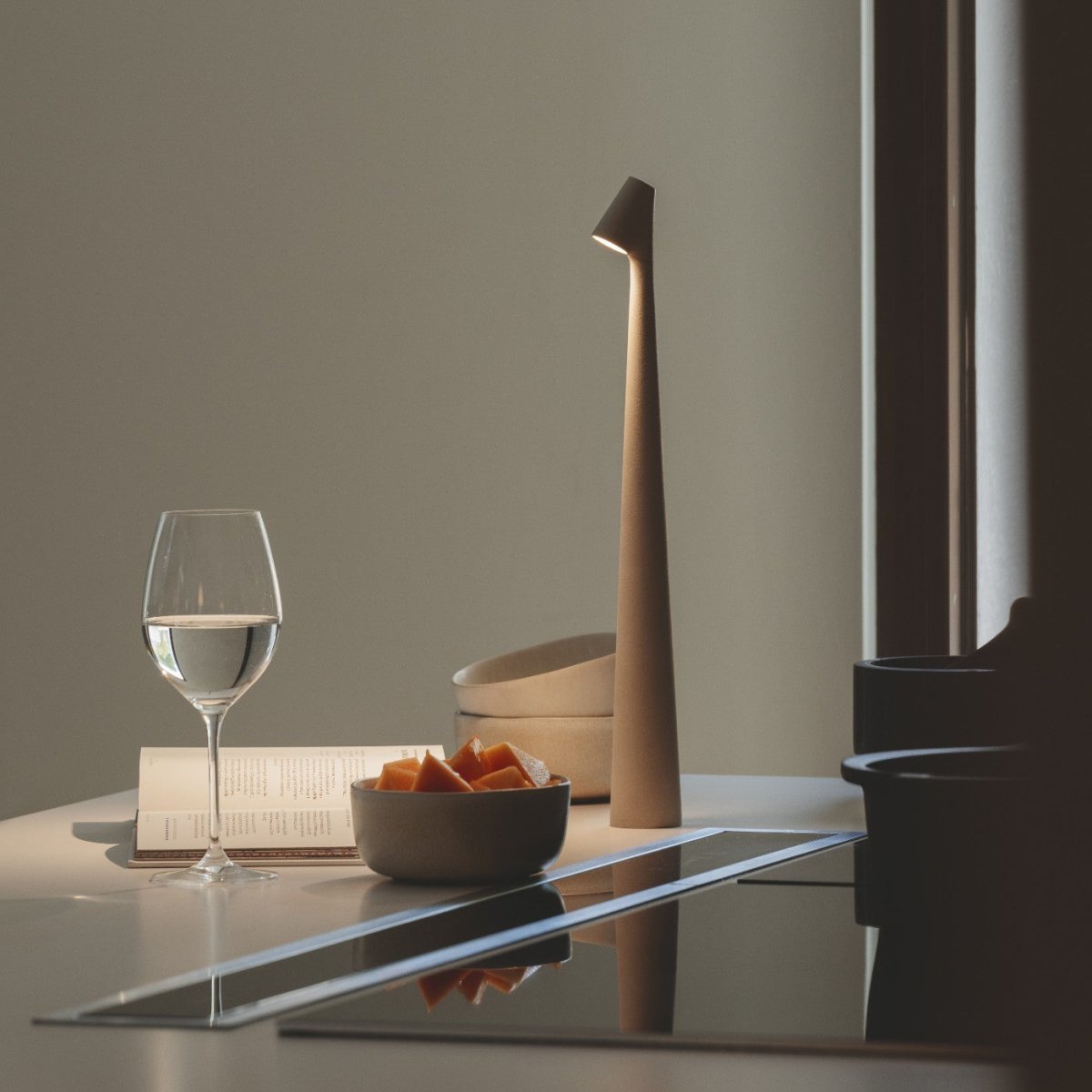 Luxscape – Minimalistische LED Lineaire Tafellamp