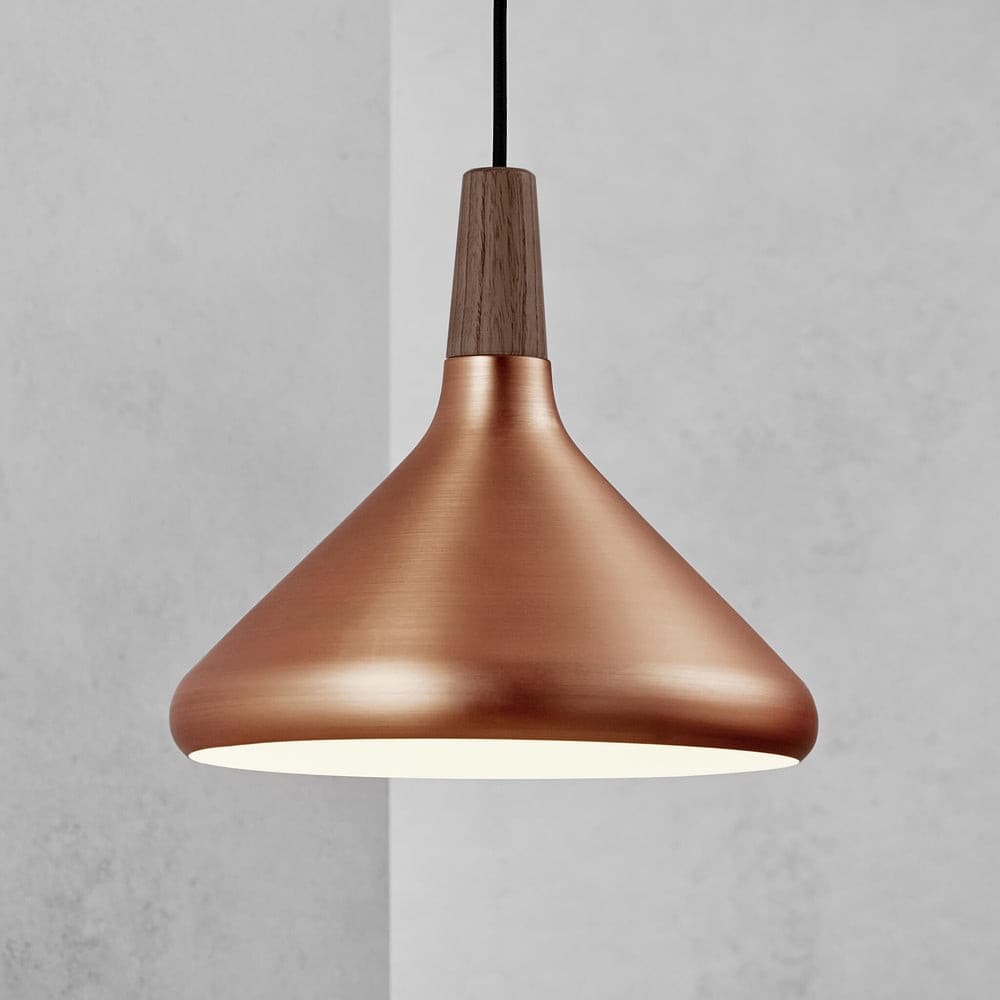 Glowbelle - Elegante Kegelvormige Hanglamp Met Geoliede Walnootstam Voor Warme Sfeer