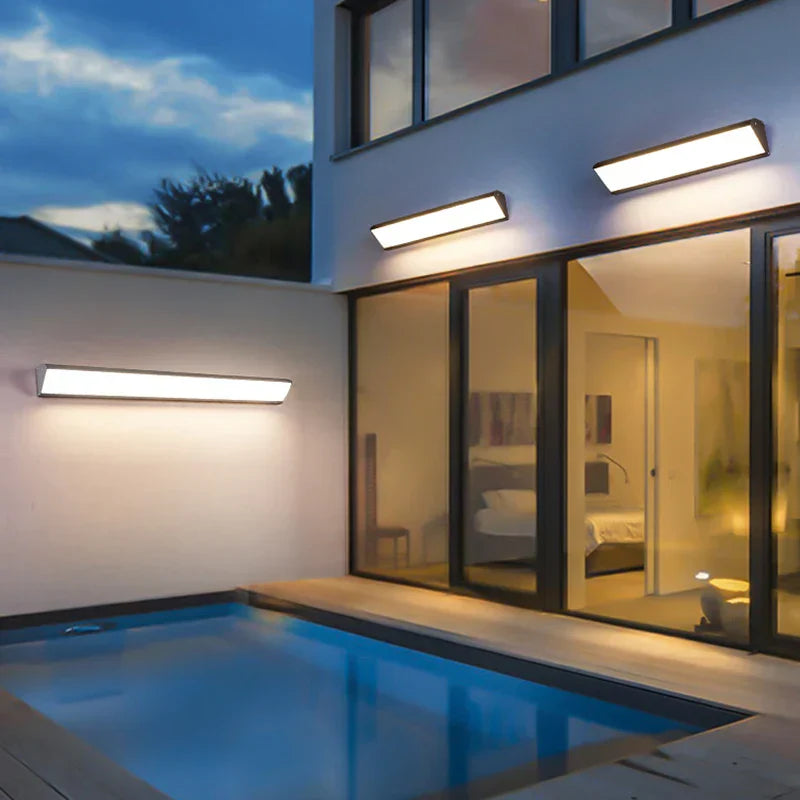 Aureon – Moderne Waterdichte LED Wandlamp