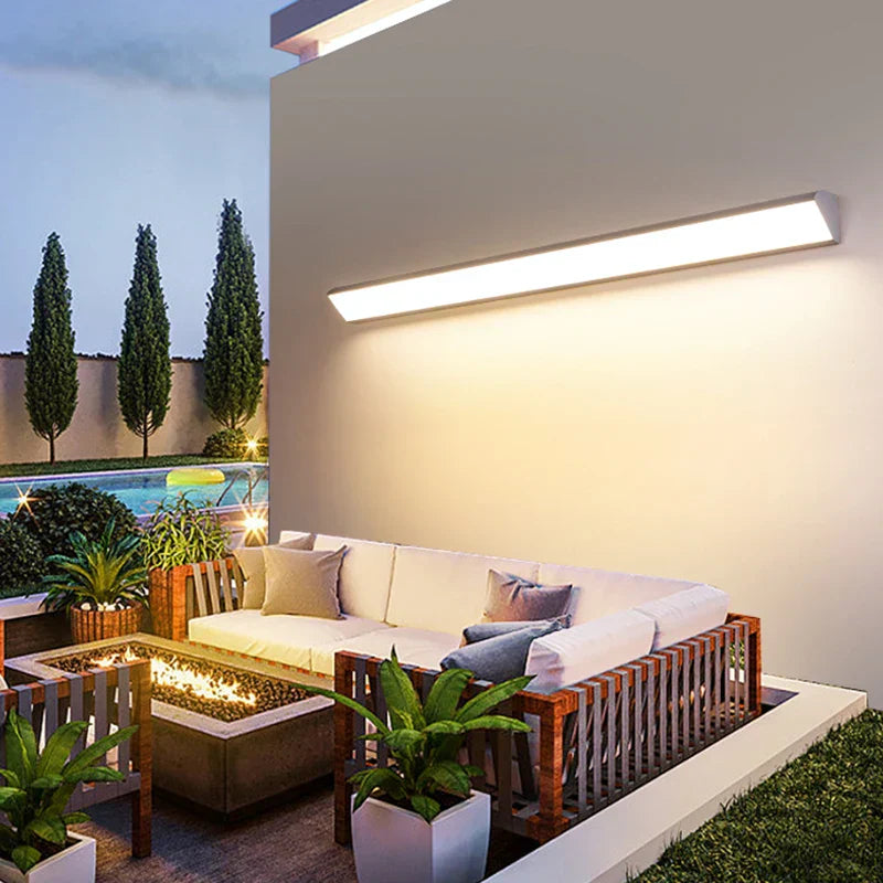 Aureon – Moderne Waterdichte LED Wandlamp