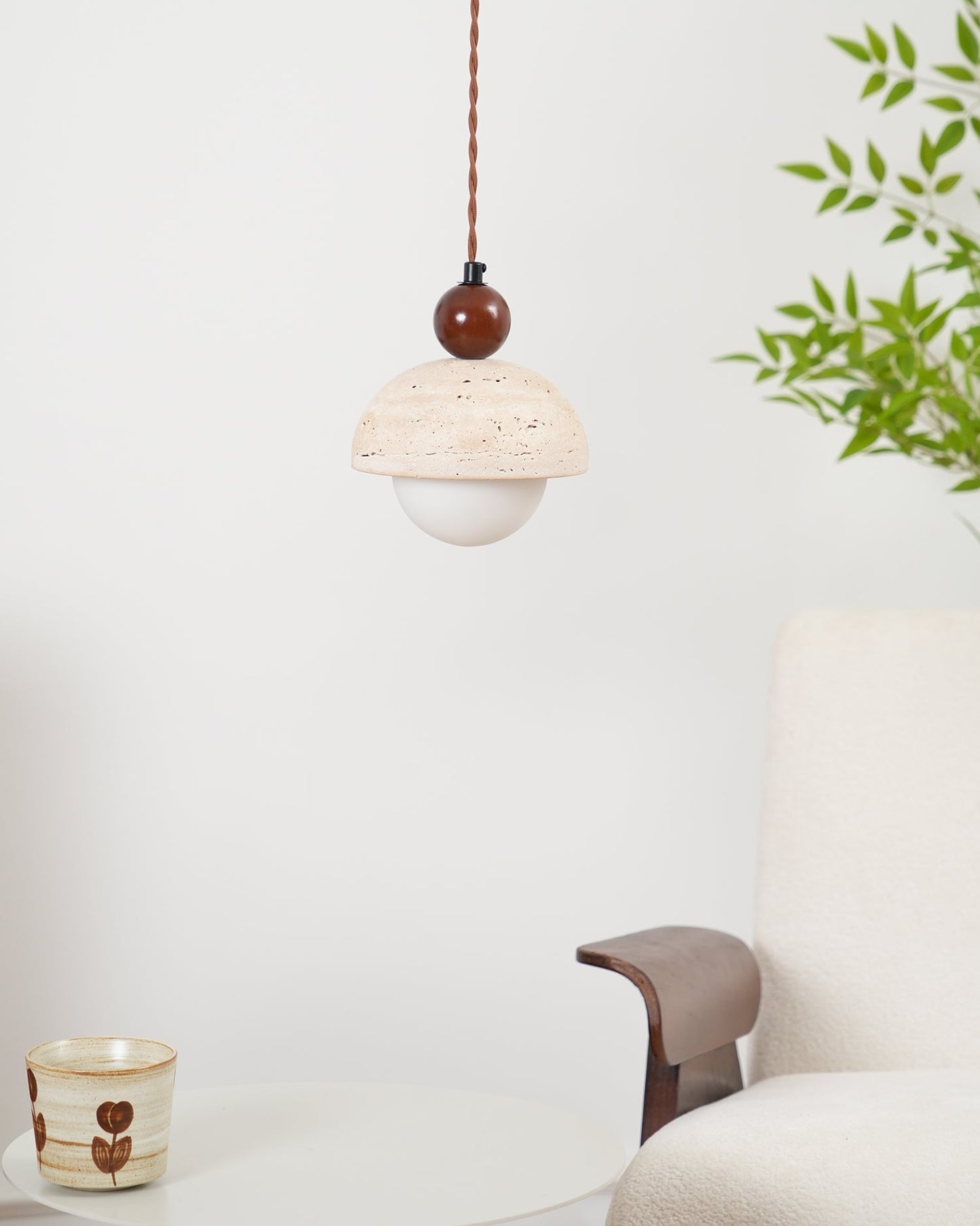Brillora - Wabi-Sabi Hanglamp Met Travertijn Kap En Houten Accent