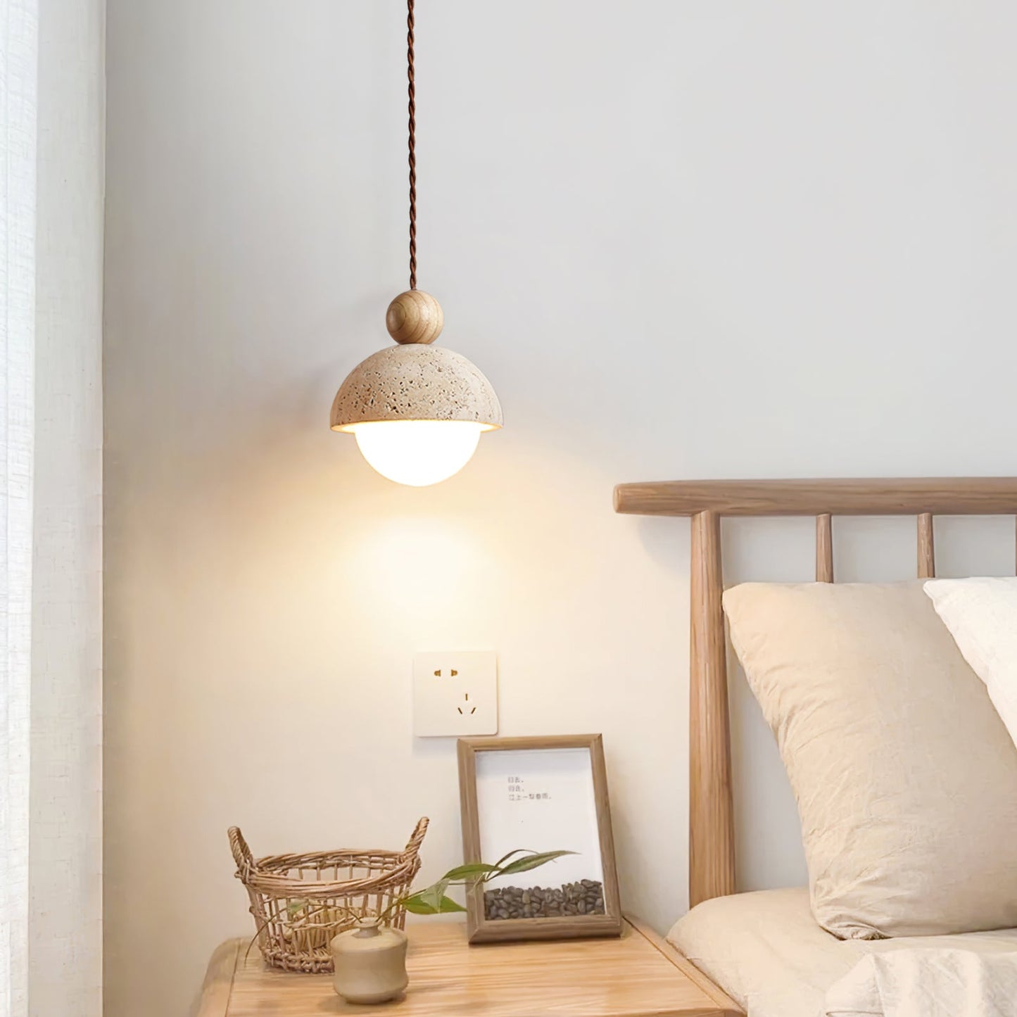 Brillora - Wabi-Sabi Hanglamp Met Travertijn Kap En Houten Accent