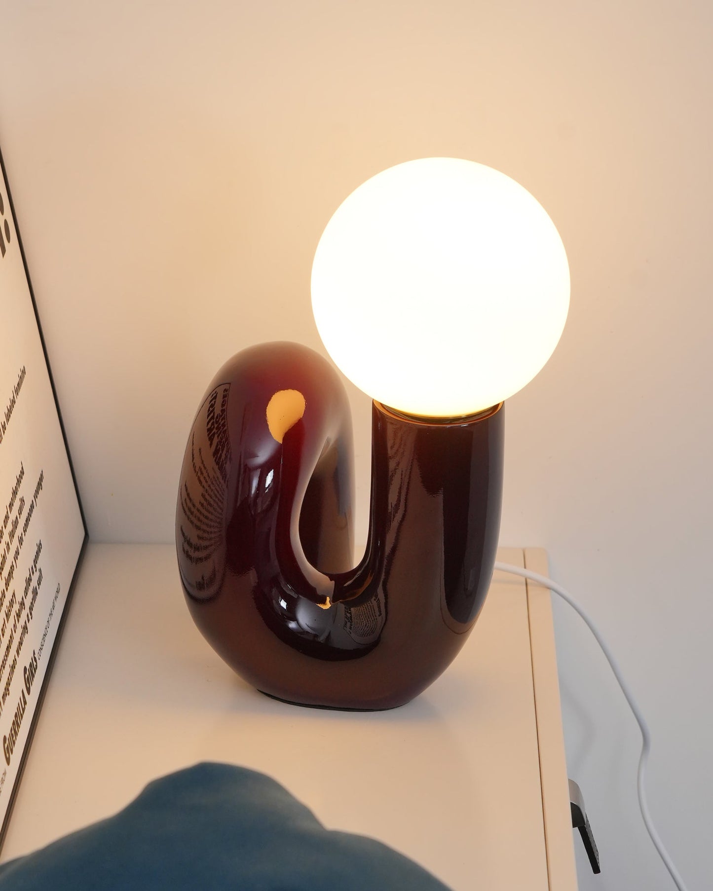 Glowra - Artistieke Spiraalvormige Glazen Tafellamp Met Strakke Transparante Afwerking