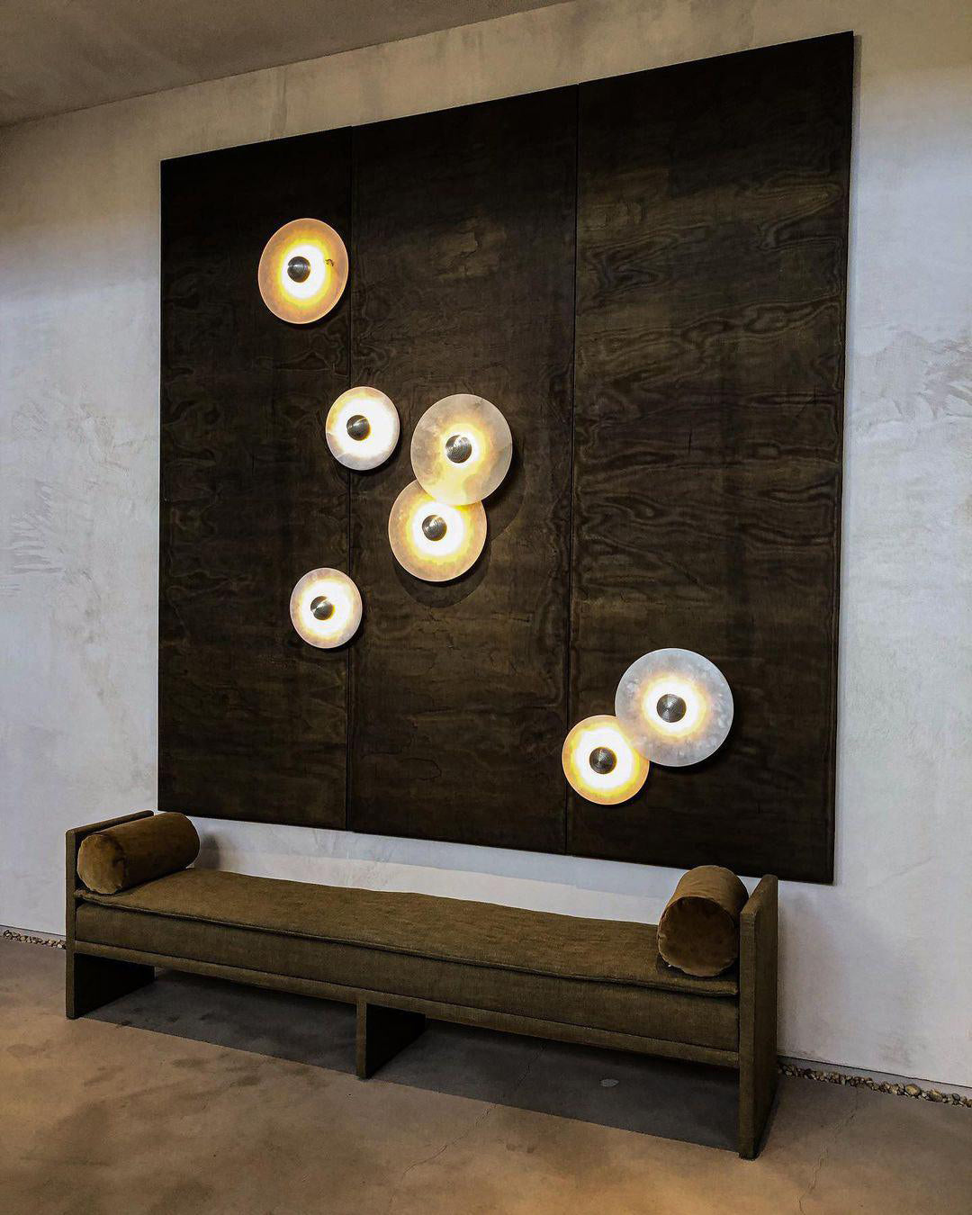 Moonlux - Minimalistische Ronde Albasten Wandlamp Voor Sfeervolle Gloed