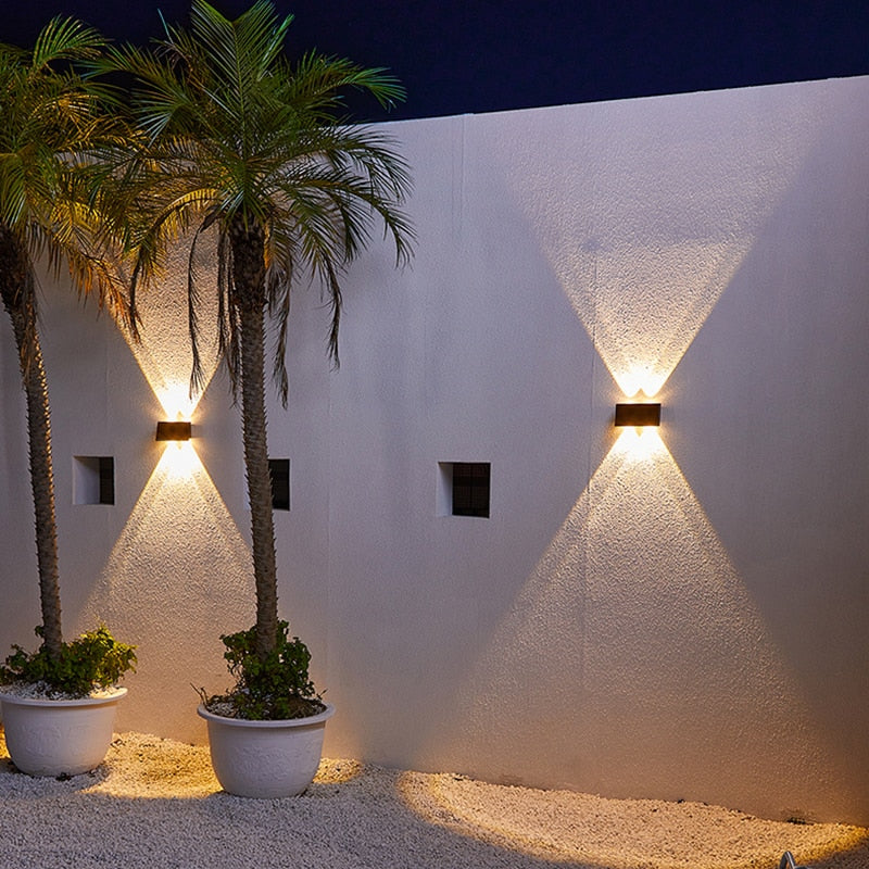 Glowess - SolarRay Zonne-Muurlamp Met Modern Waterdicht Ontwerp Voor Buitenverlichting