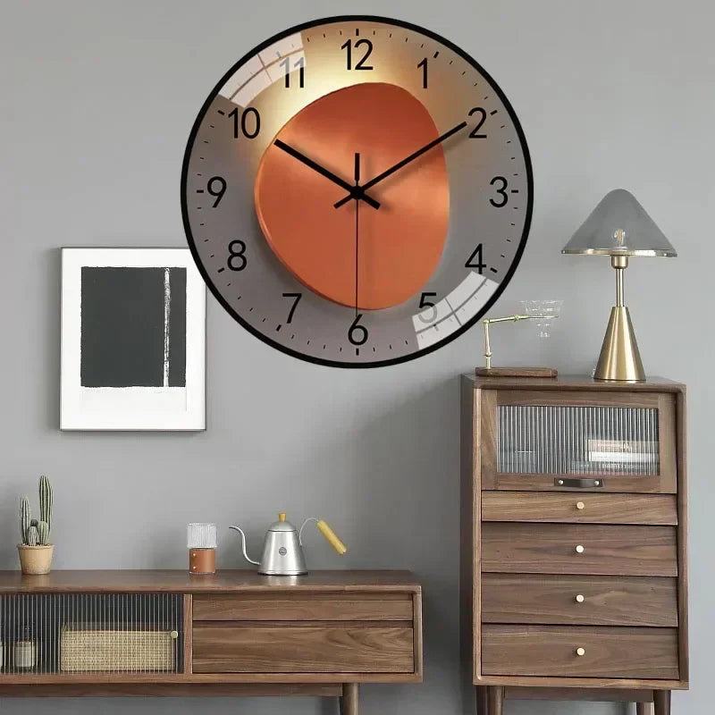 Solaria – Artistieke Wandklok met Gouden & Rode Planeet Motief