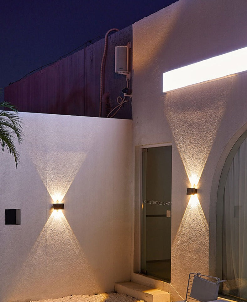 Glowess - SolarRay Zonne-Muurlamp Met Modern Waterdicht Ontwerp Voor Buitenverlichting