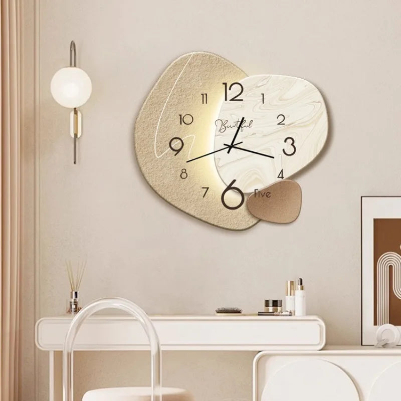 Vero – Moderne Decoratieve Wandklok (Stille Quartz, Elegant Ontwerp)