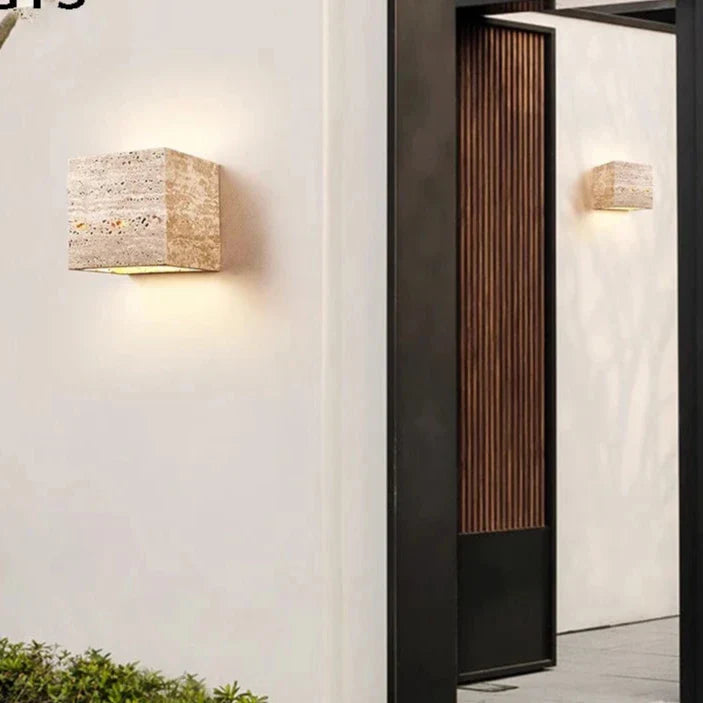 Veyra – Travertin Minimalistische Buiten LED Wandlamp