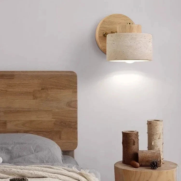 Liora – Minimalistische Travertin Leeswandlamp