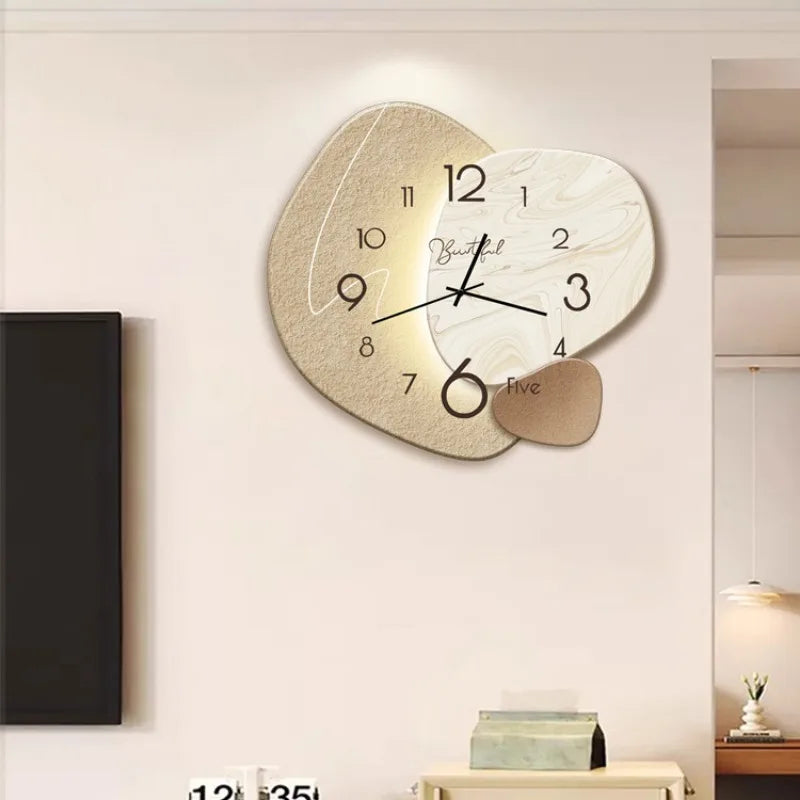 Vero – Moderne Decoratieve Wandklok (Stille Quartz, Elegant Ontwerp)