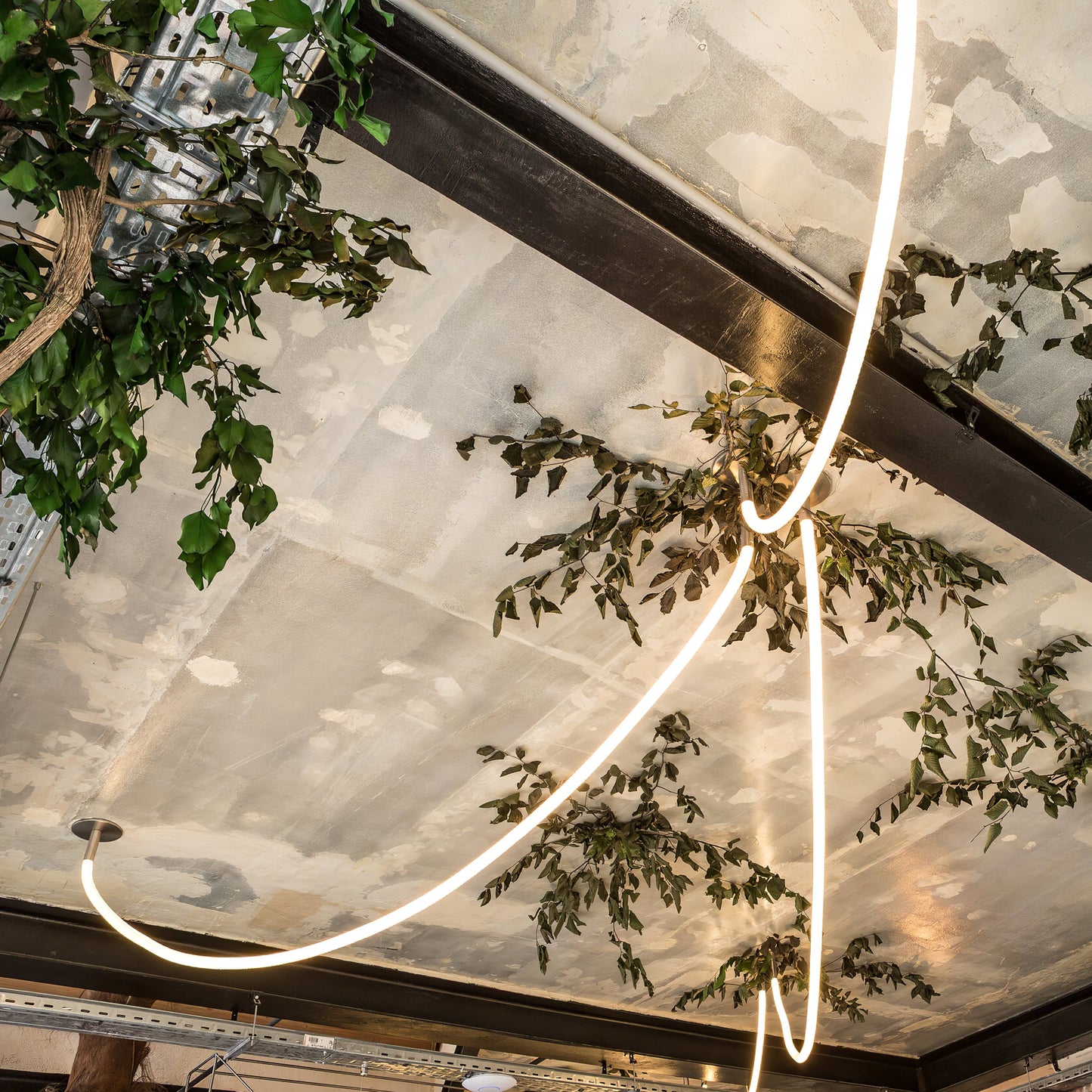 Veralux - Elegante Flex LED Hanglamp Voor Moderne Interieurs
