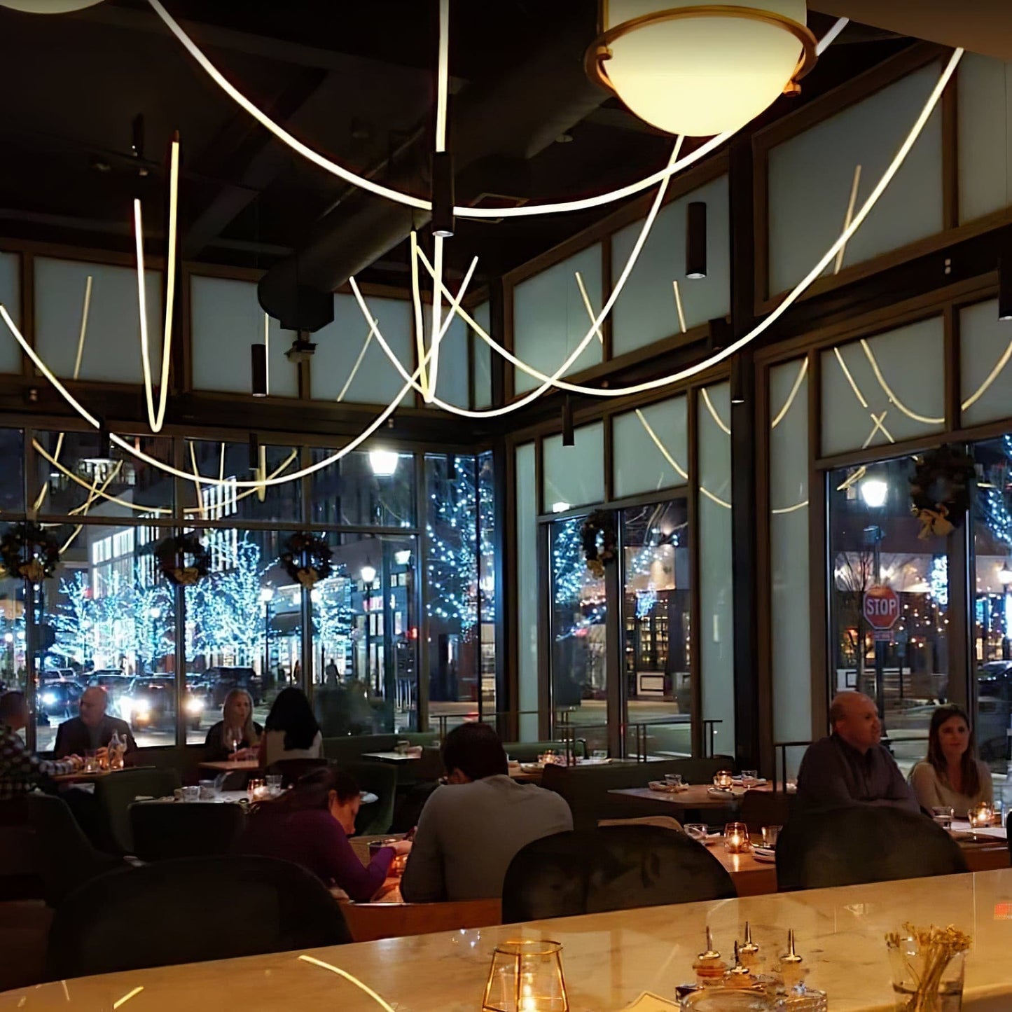 Veralux - Elegante Flex LED Hanglamp Voor Moderne Interieurs