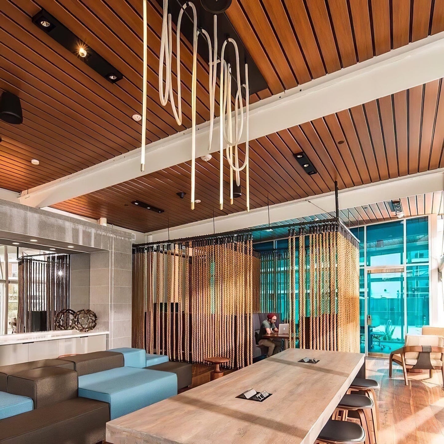 Veralux - Elegante Flex LED Hanglamp Voor Moderne Interieurs