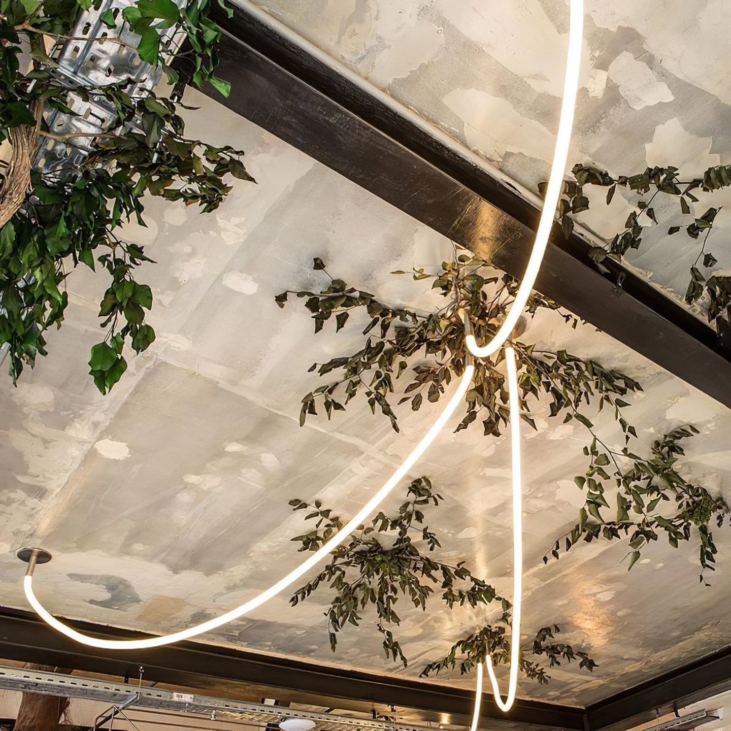 Veralux - Elegante Flex LED Hanglamp Voor Moderne Interieurs