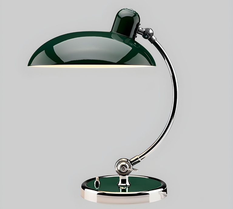 Arco – Bauhaus Geïnspireerde Tafellamp (Scandinavisch Design, IJzer & Chroom Afwerking)